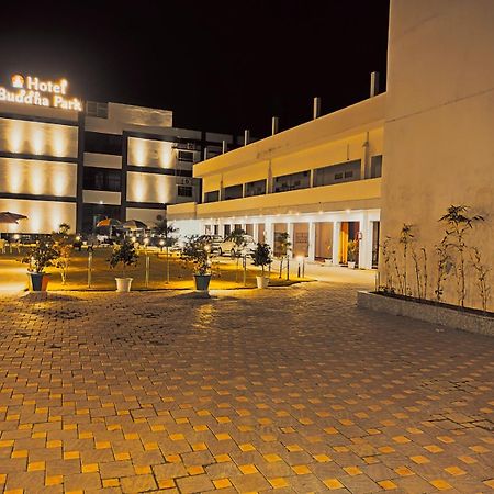 Hotel Buddha Park, Paharia, Varanasi Ngoại thất bức ảnh