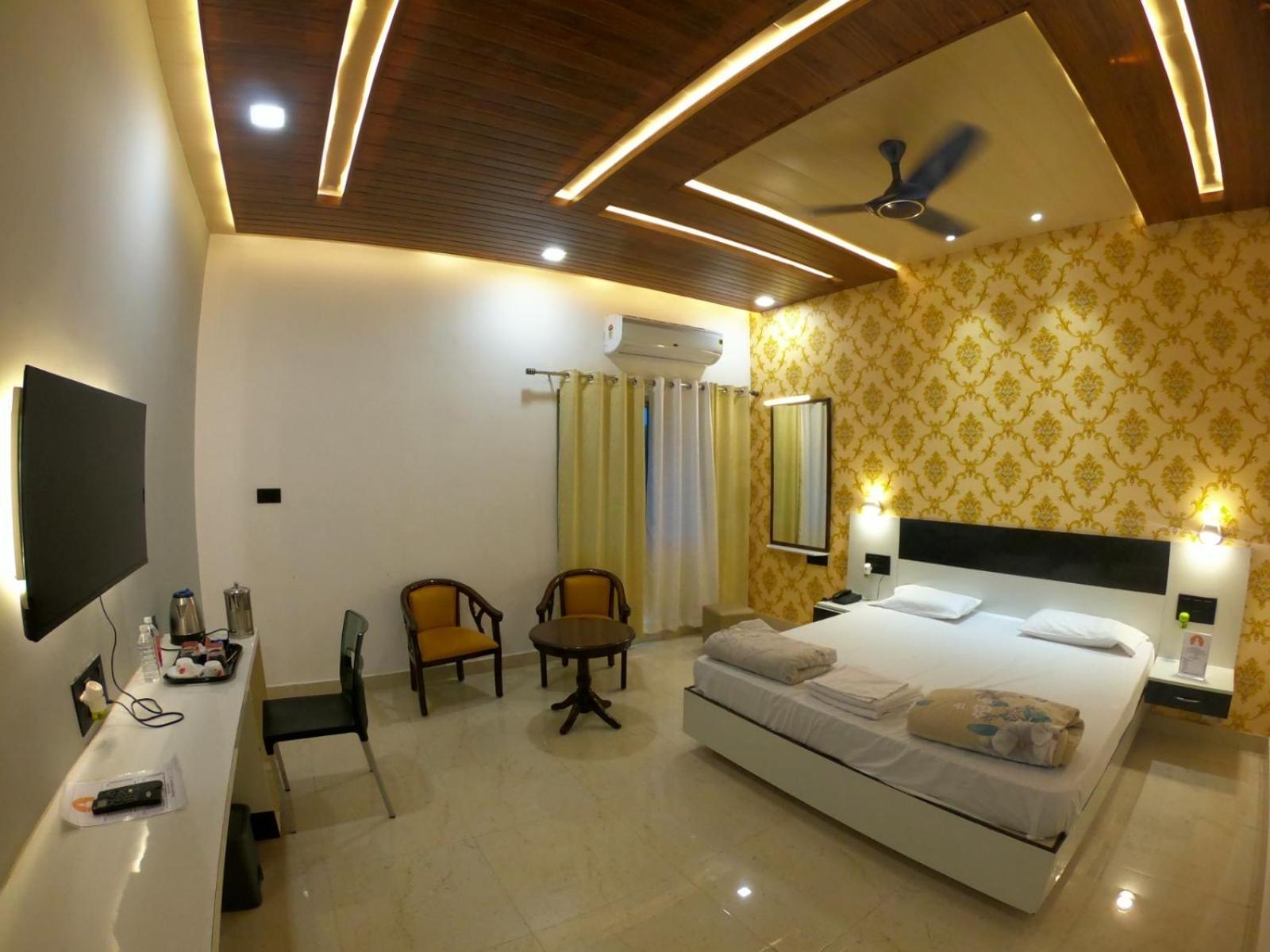 Hotel Buddha Park, Paharia, Varanasi Ngoại thất bức ảnh