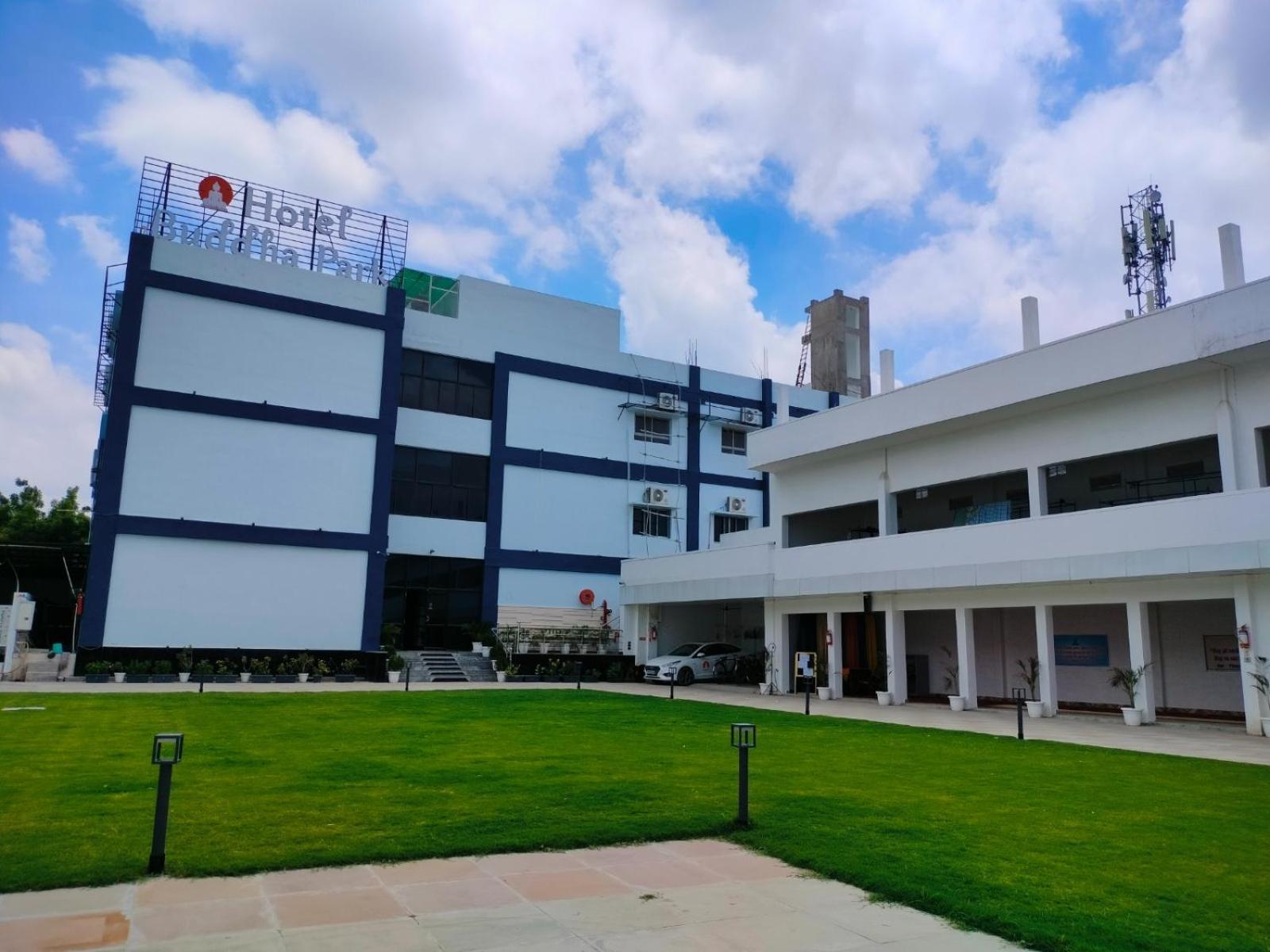 Hotel Buddha Park, Paharia, Varanasi Ngoại thất bức ảnh