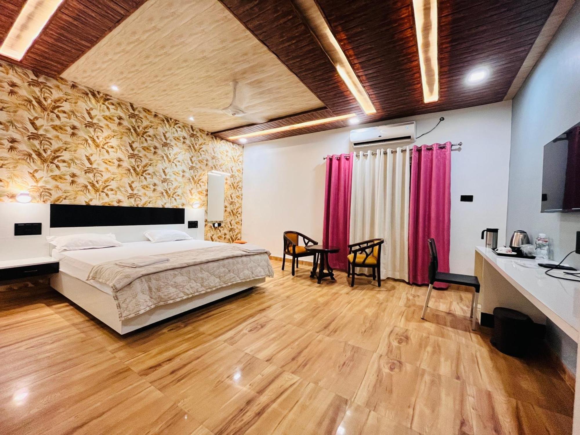 Hotel Buddha Park, Paharia, Varanasi Ngoại thất bức ảnh